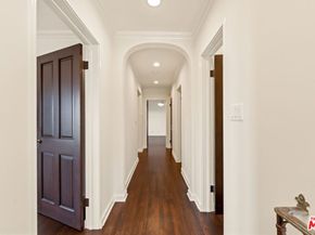 6930 Oporto Drive, Los Angeles CA 90068