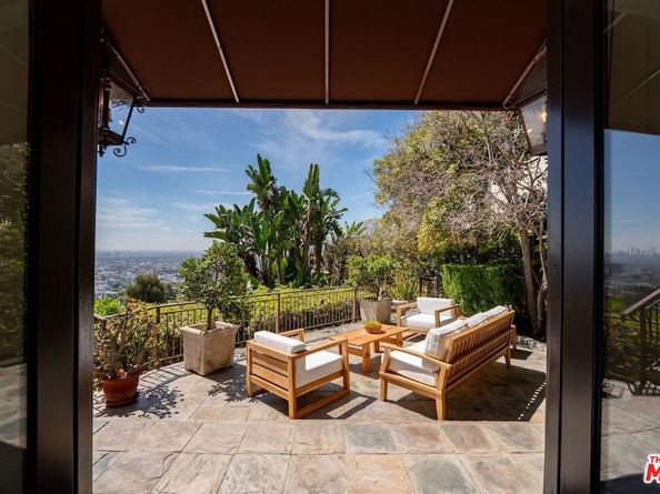 6930 Oporto Drive, Los Angeles CA 90068