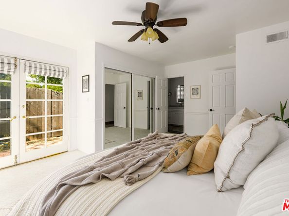 3856 Hayvenhurst Avenue, Encino CA 91436