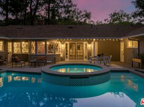 3856 Hayvenhurst Avenue, Encino CA 91436