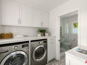 3856 Hayvenhurst Avenue, Encino CA 91436