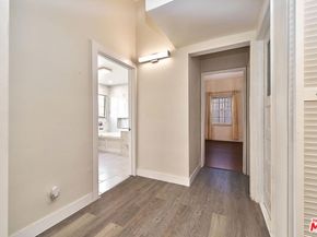 2619 Raymond Avenue, Los Angeles CA 90007