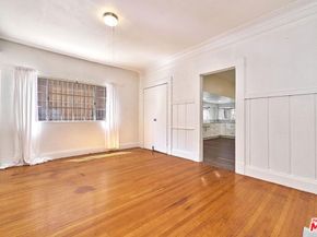 2619 Raymond Avenue, Los Angeles CA 90007