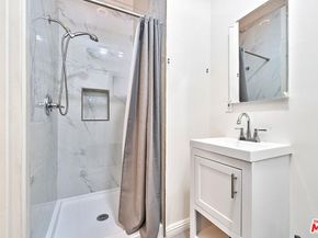 2619 Raymond Avenue, Los Angeles CA 90007