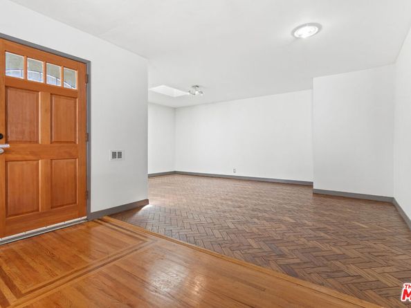 4373 Mcconnell Boulevard, Los Angeles CA 90066