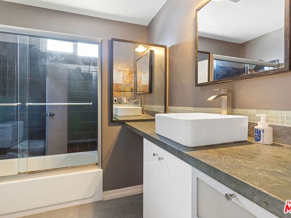 4373 Mcconnell Boulevard, Los Angeles CA 90066