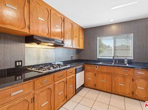 4373 Mcconnell Boulevard, Los Angeles CA 90066