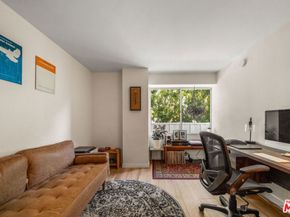 7135 Hollywood Boulevard 204, Los Angeles CA 90046