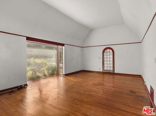 347 N Arden Boulevard, Los Angeles CA 90004