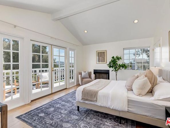 2261 Bagley Avenue, Los Angeles CA 90034