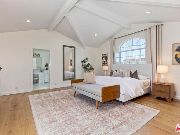 2261 Bagley Avenue, Los Angeles CA 90034