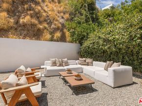 8353 Sunset View Drive, Los Angeles CA 90069