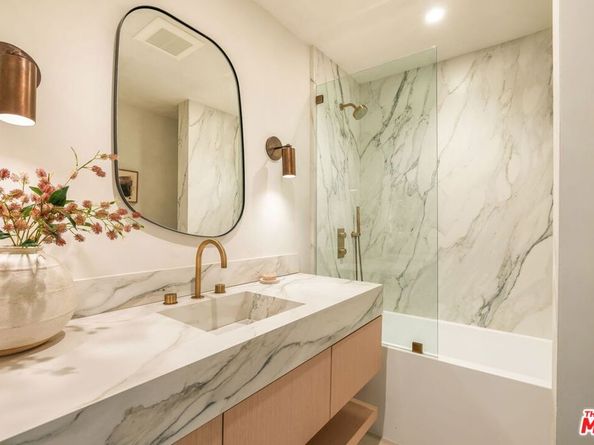 8353 Sunset View Drive, Los Angeles CA 90069