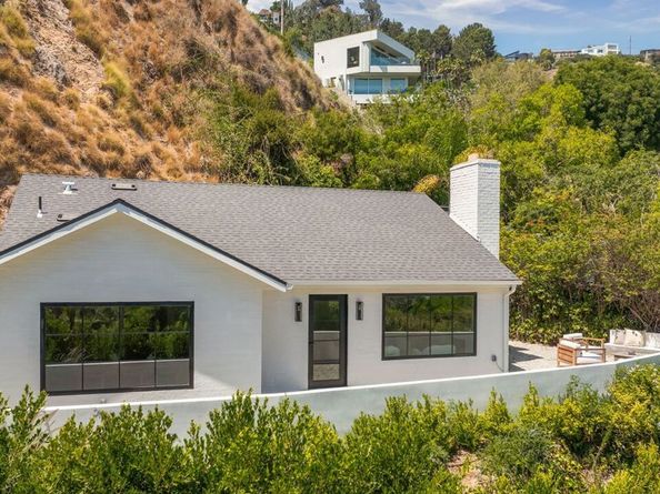 8353 Sunset View Drive, Los Angeles CA 90069