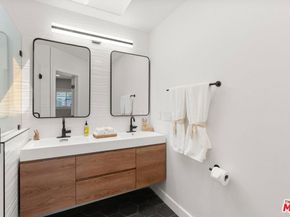 2804 Spreckels Lane, Redondo Beach CA 90278