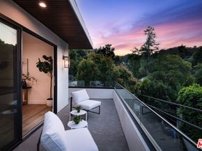 9836 Yoakum Drive, Beverly Hills CA 90210