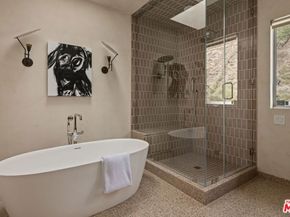 8137 Amor Road, Los Angeles CA 90046