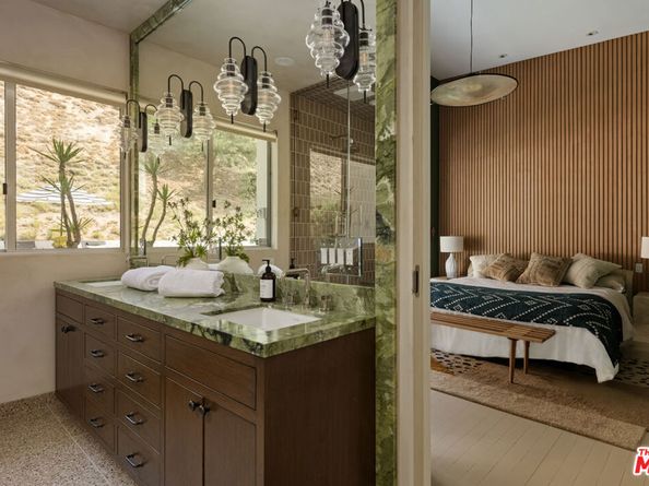 8137 Amor Road, Los Angeles CA 90046