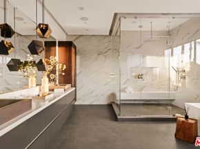 4445 Camellia Avenue, Studio City CA 91602