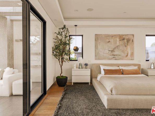 4445 Camellia Avenue, Studio City CA 91602