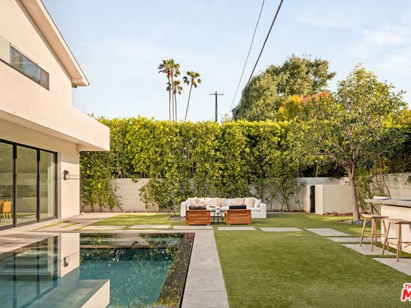 4445 Camellia Avenue, Studio City CA 91602