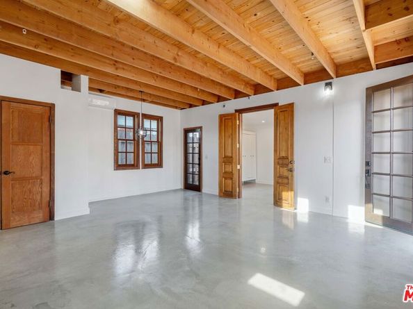 2019 18th Street, Santa Monica CA 90404