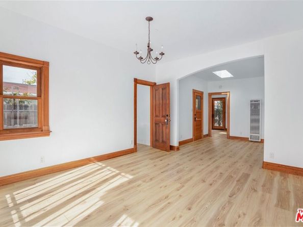 2019 18th Street, Santa Monica CA 90404