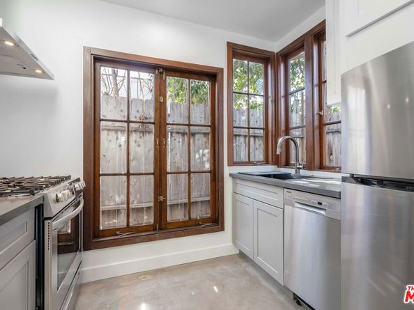 2019 18th Street, Santa Monica CA 90404