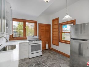 2019 18th Street, Santa Monica CA 90404