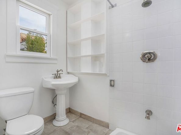 2019 18th Street, Santa Monica CA 90404