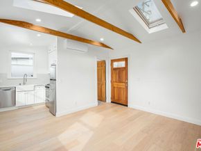 2019 18th Street, Santa Monica CA 90404