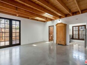 2019 18th Street, Santa Monica CA 90404