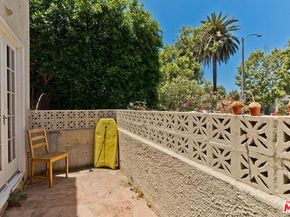 830 N Spaulding Avenue, Los Angeles CA 90046
