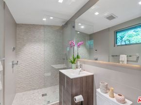 8581 Appian Way, Los Angeles CA 90046