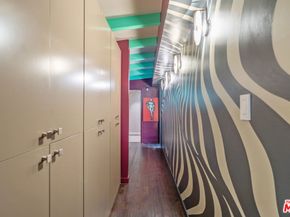 8581 Appian Way, Los Angeles CA 90046