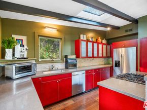 8581 Appian Way, Los Angeles CA 90046