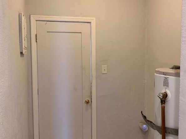 2901 Somerset Drive, Los Angeles CA 90016