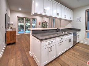 1041 N Spaulding Avenue 104, West Hollywood CA 90046