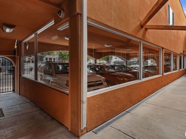 1102 W 29th Street, Los Angeles CA 90007