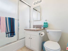 1102 W 29th Street, Los Angeles CA 90007