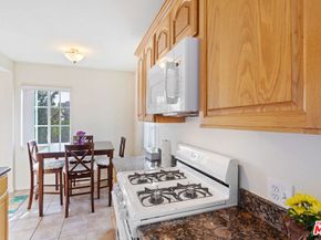 1102 W 29th Street, Los Angeles CA 90007