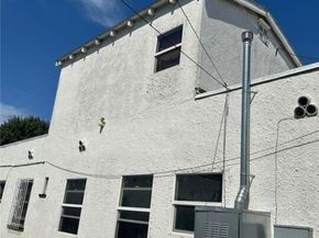 2701 S Cloverdale Avenue, Los Angeles CA 90016