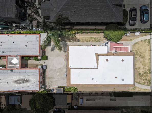 1366 W 37th Place, Los Angeles CA 90007