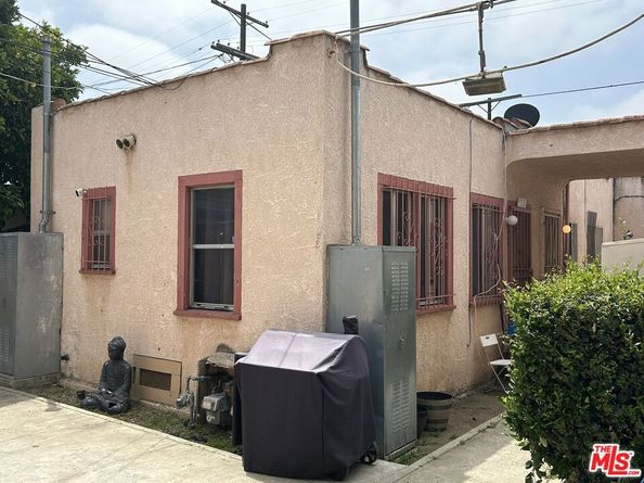 1366 W 37th Place, Los Angeles CA 90007