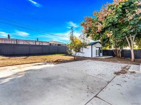 5465 Encina Dr, San Diego CA 92114