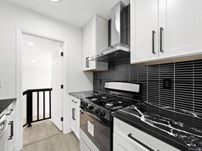 5465 Encina Dr, San Diego CA 92114