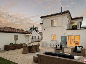 7912 Croydon Avenue, Los Angeles CA 90045