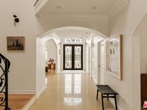 7912 Croydon Avenue, Los Angeles CA 90045