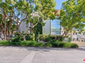 1250 N Harper Avenue 401, West Hollywood CA 90046