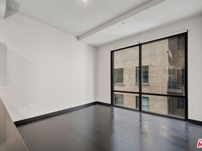 655 S Hope Street 1006, Los Angeles CA 90017